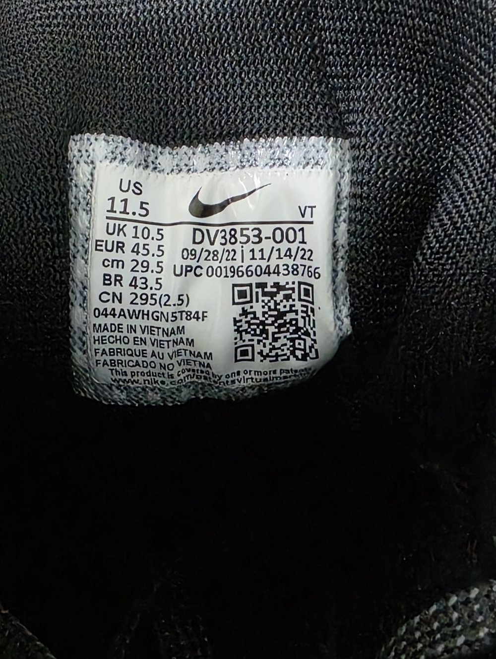 Nike Pegasus 40 Men's Size 11.5 Black and White Running Sneakers - Picture 3 of 16